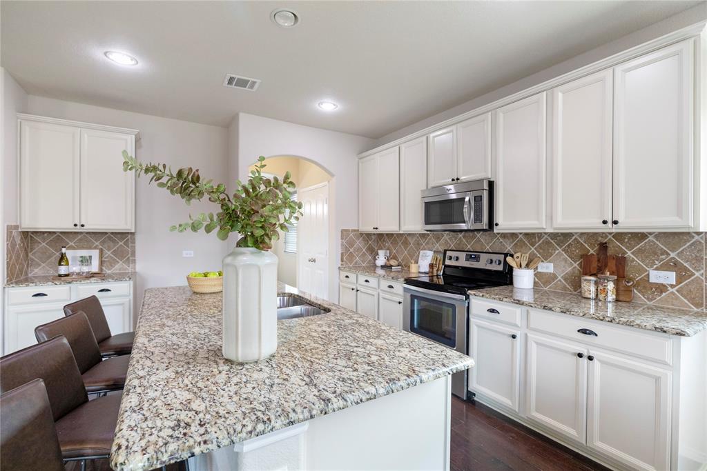 4733 Meadow Green Trail