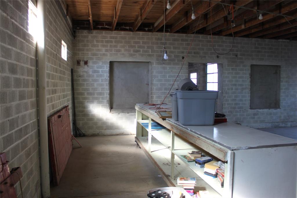 WK Baylor - Commercial Sale