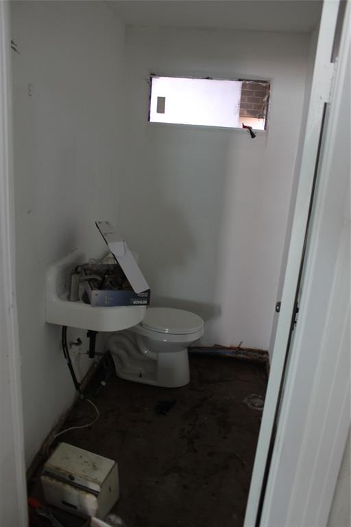 WK Baylor - Commercial Sale