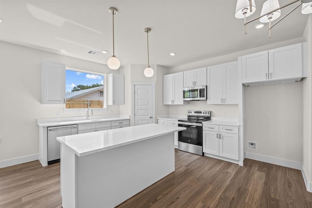 3631 Raintree Trail