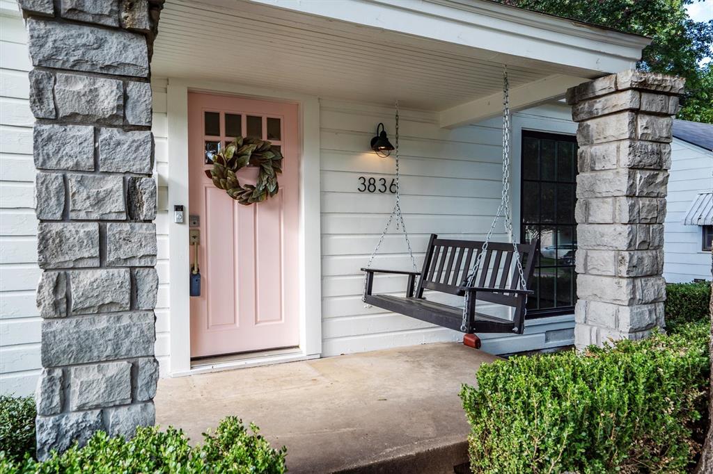 3836 Pershing Avenue