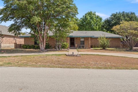 Photo of 500 Sunflower Street, Red Oak, TX 75154 (MLS # 21404240)