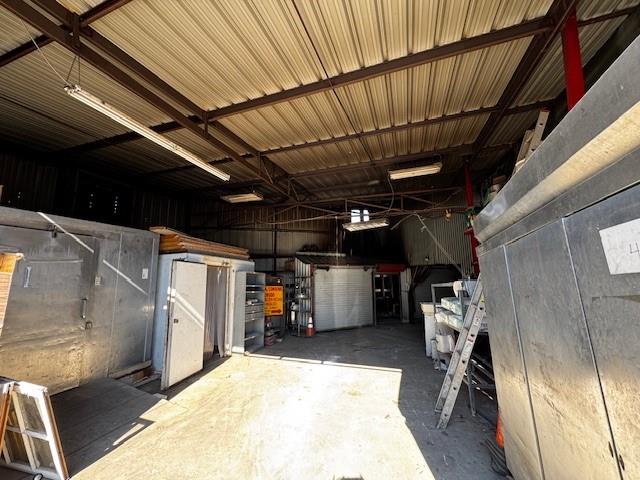 Pemberton - Commercial Sale