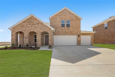 710 Acacia Avenue Forney TX 75126