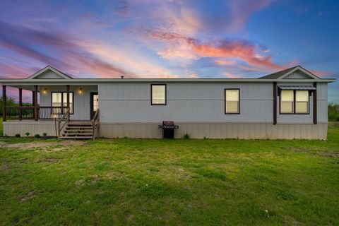 Photo of 4684 County Road 4506, Commerce, TX 75428 (MLS # 21241192)