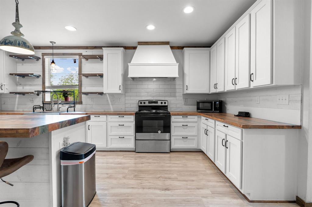 C A Warfield Surv Abs #1164 - Residential