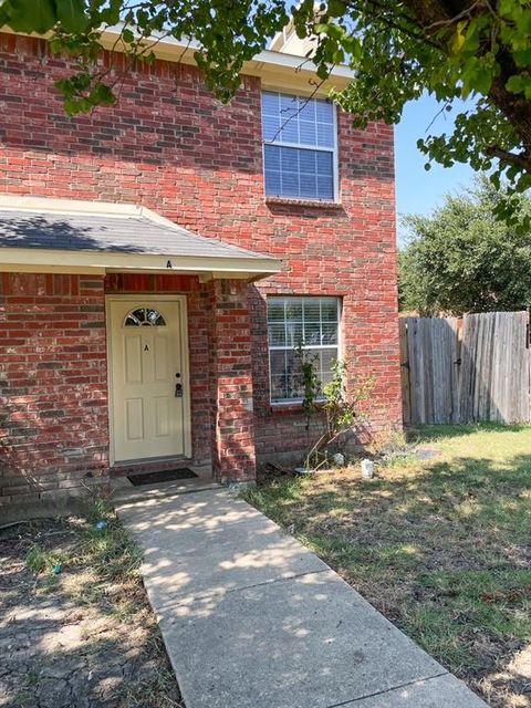 Photo of 2704 Clemson Circle #A, Rowlett, TX 75088 (MLS # 21169763)