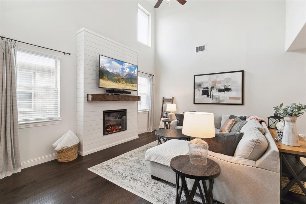 7205 Wildflower Way