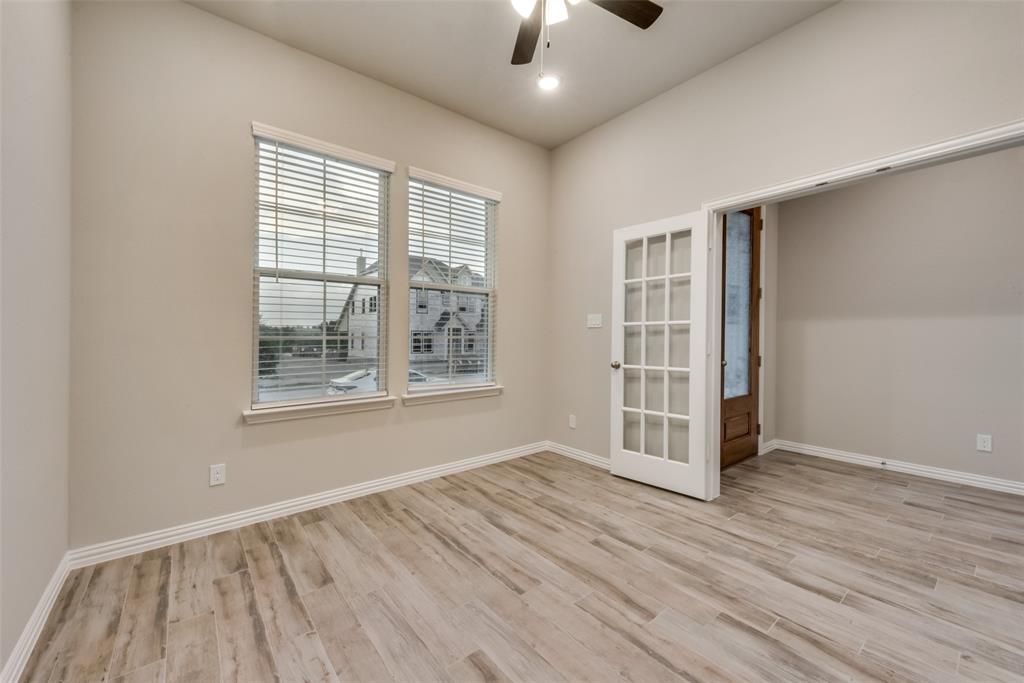 Photo 5 of 34 of 15117 Devonne Drive house