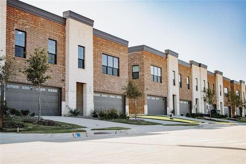 A home in Waxahachie