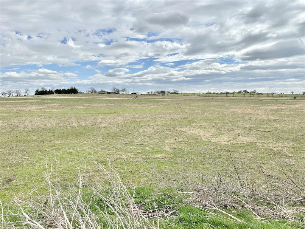 1.6 Acres County Road 3624 Road