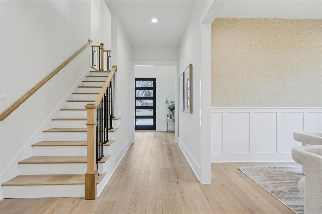 10209 Linkwood Drive