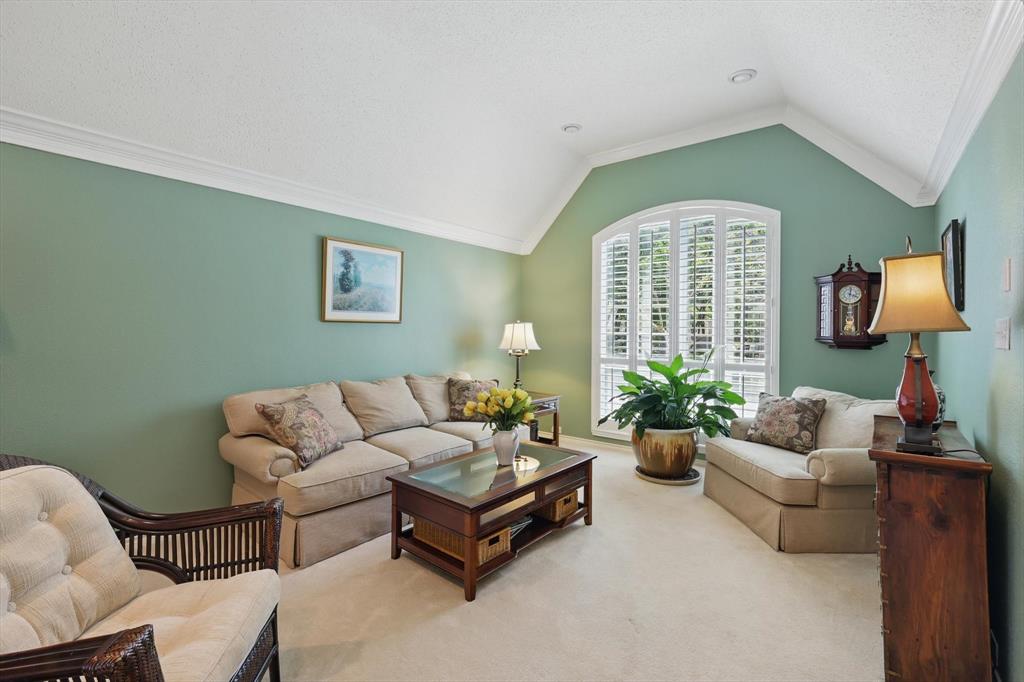 2610 Fernwood Drive