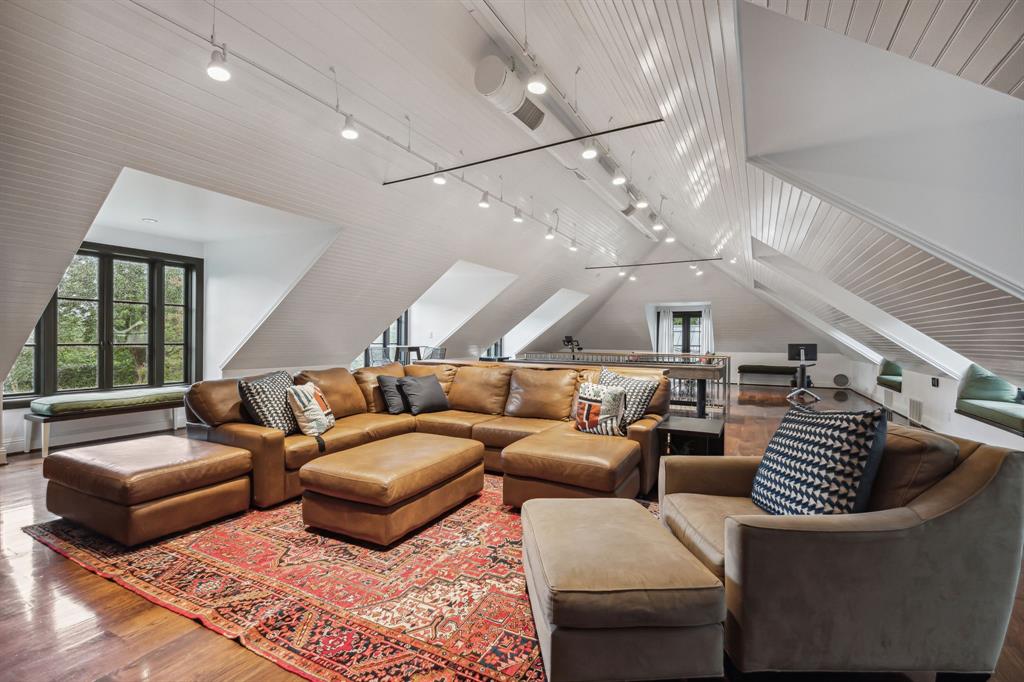 University Heights 08 - Residential