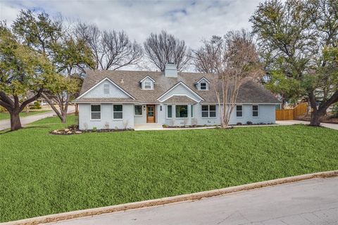 3851 Pelham Road Fort Worth TX 76116