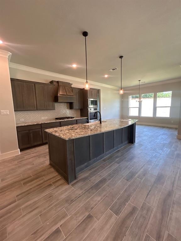 1002 Perrin Lane