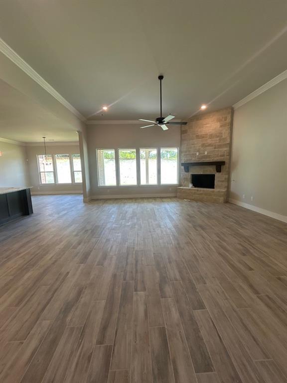 1002 Perrin Lane