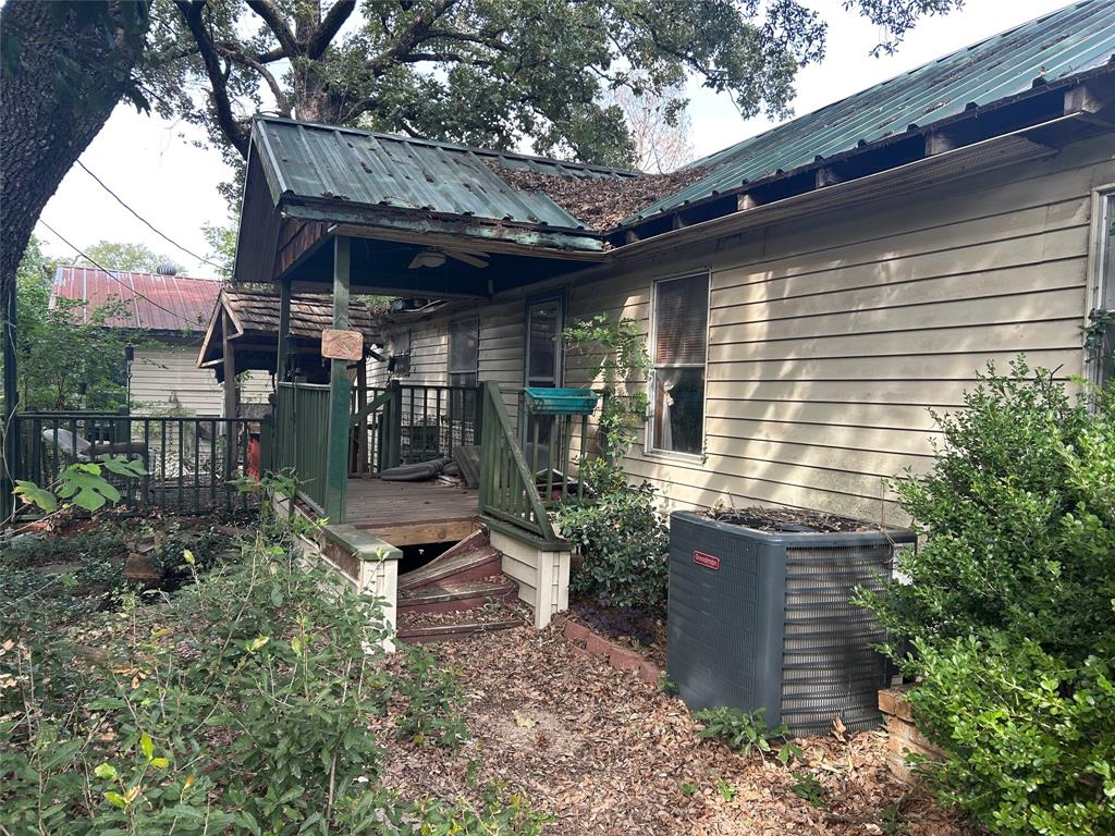 Photo of 109 Sudan Circle, Mabank, TX 75156 (MLS # 21418864)