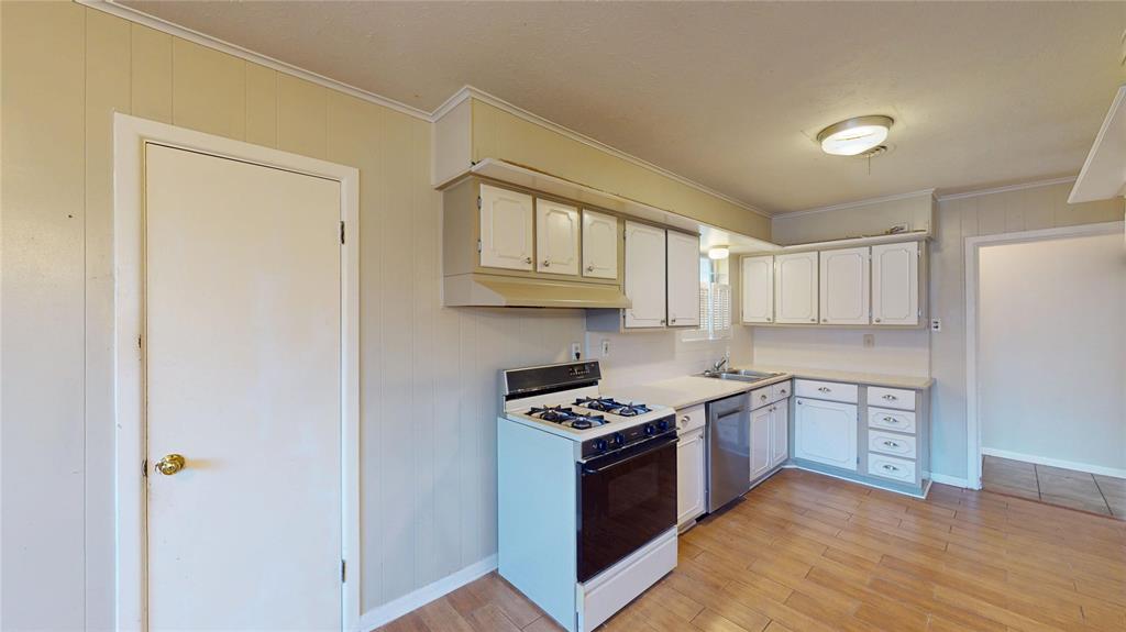 4936 Cockrell Avenue