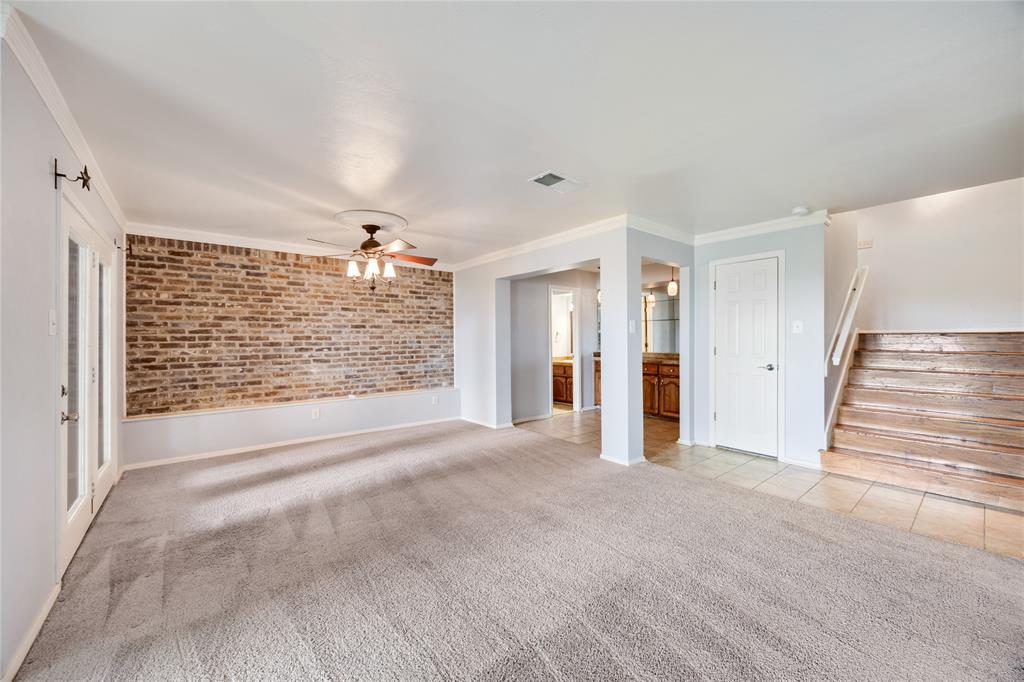 316 Columbia Drive