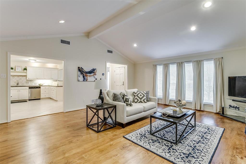 Dallas, Texas 75230, United States, 3 Bedrooms Bedrooms, ,2 BathroomsBathrooms,Residential,Pending,12611