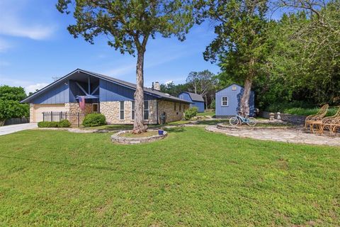 1108 Laguna Vista Drive Granbury TX 76048