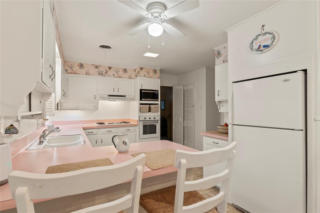 J S ABLES OLD 175 - Residential