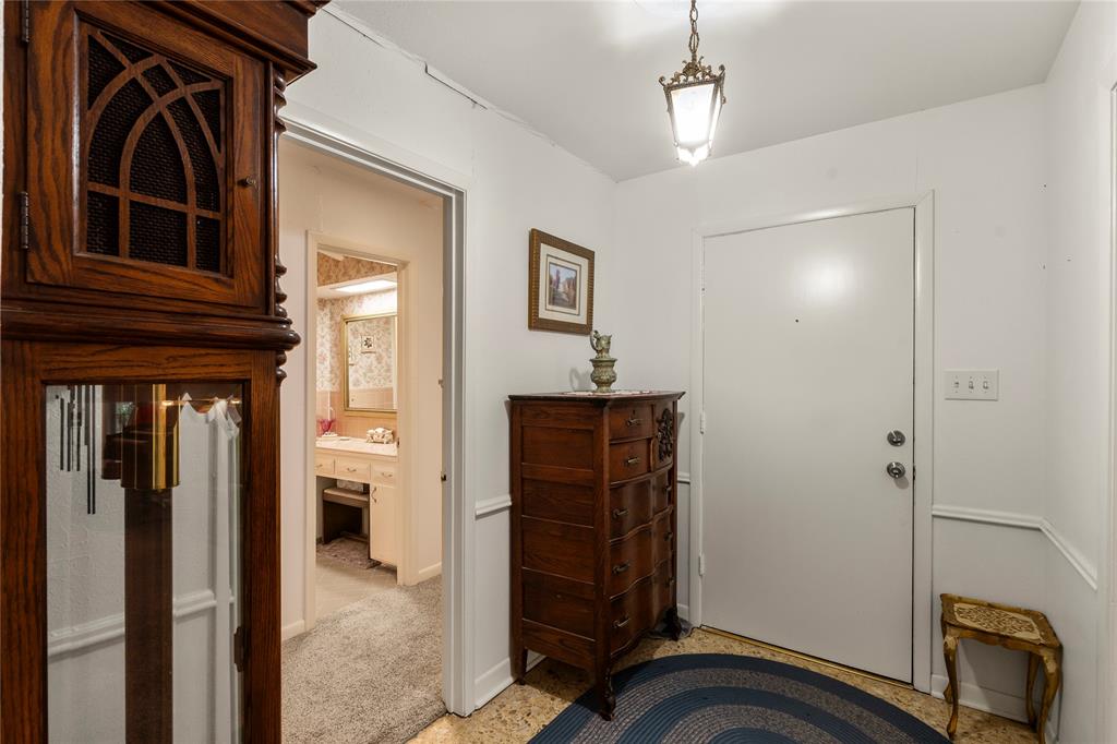 J S ABLES OLD 175 - Residential