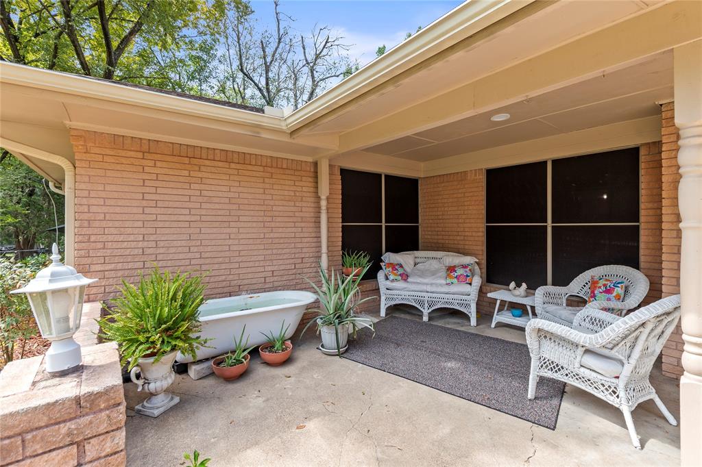 J S ABLES OLD 175 - Residential