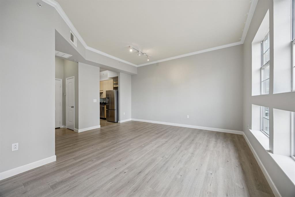 Renaissance On Turtle Creek Condo - Residential