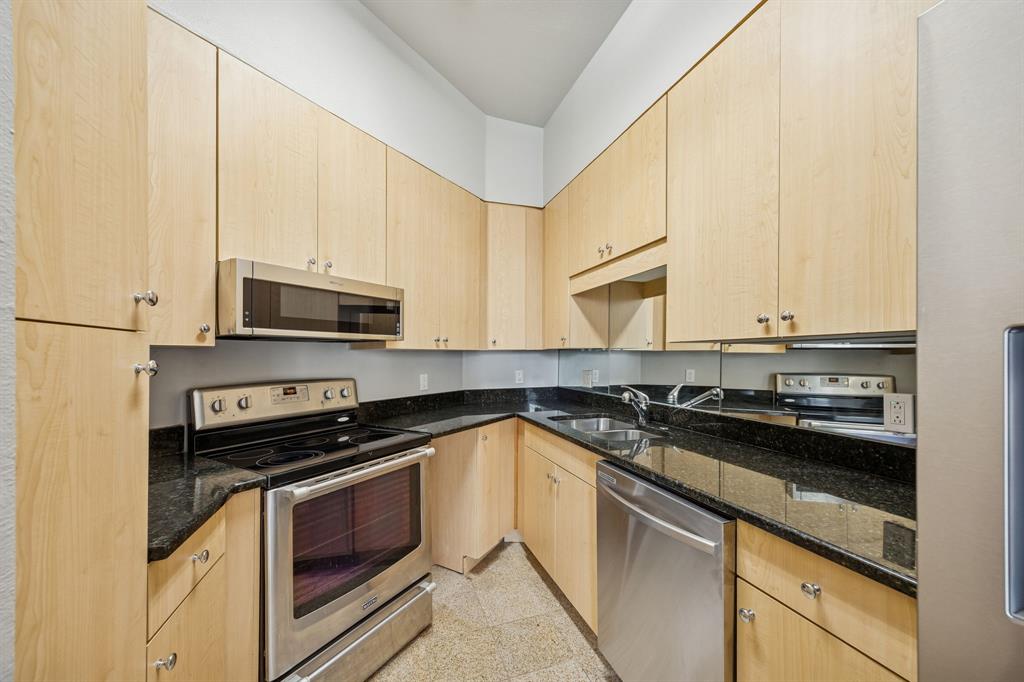 Renaissance On Turtle Creek Condo - Residential