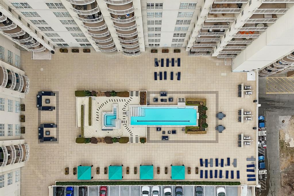 Renaissance On Turtle Creek Condo - Residential