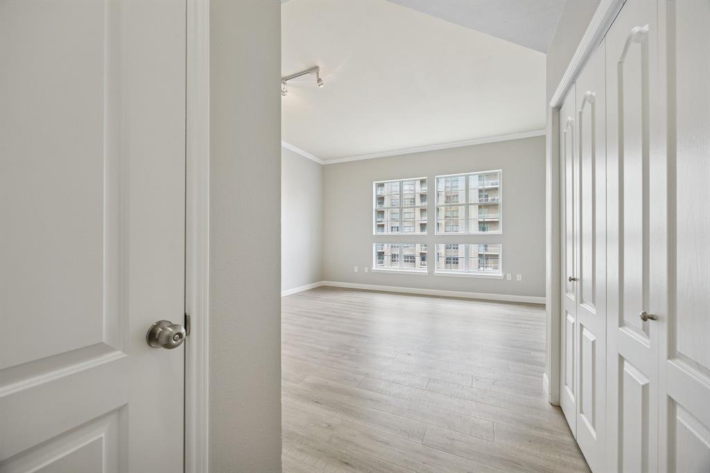 Renaissance On Turtle Creek Condo - Residential