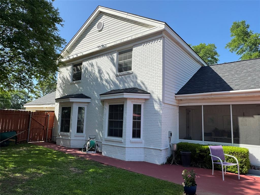 109 Lilac Lane