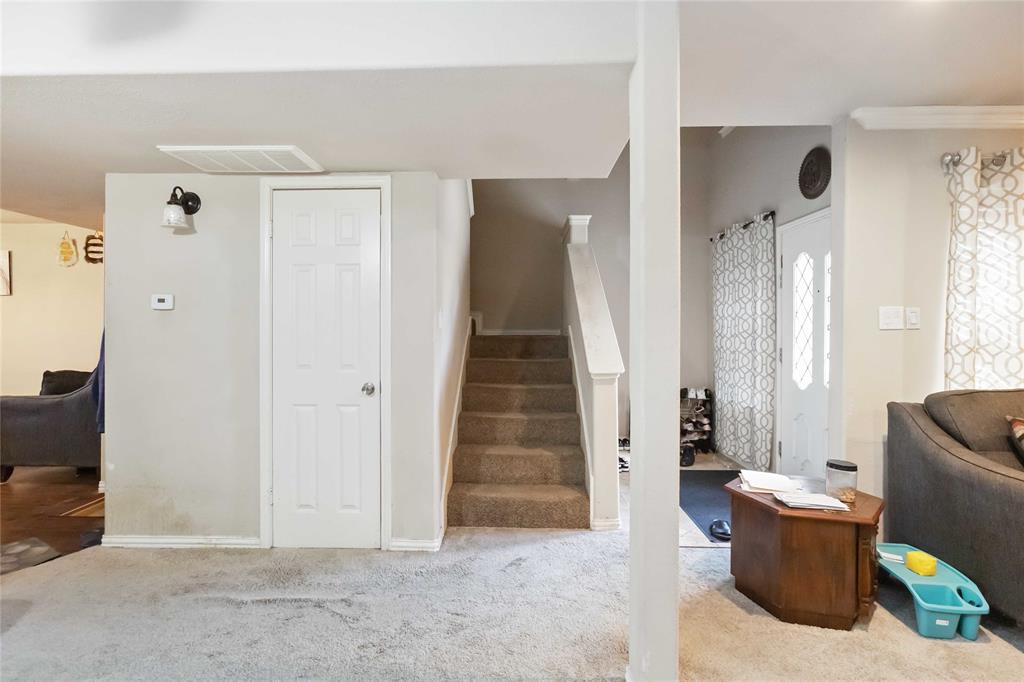 Woodhaven Twnhs Rev - Residential