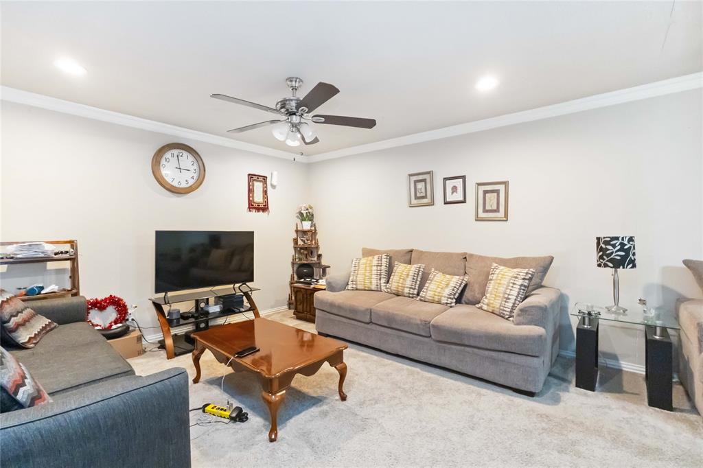 Woodhaven Twnhs Rev - Residential