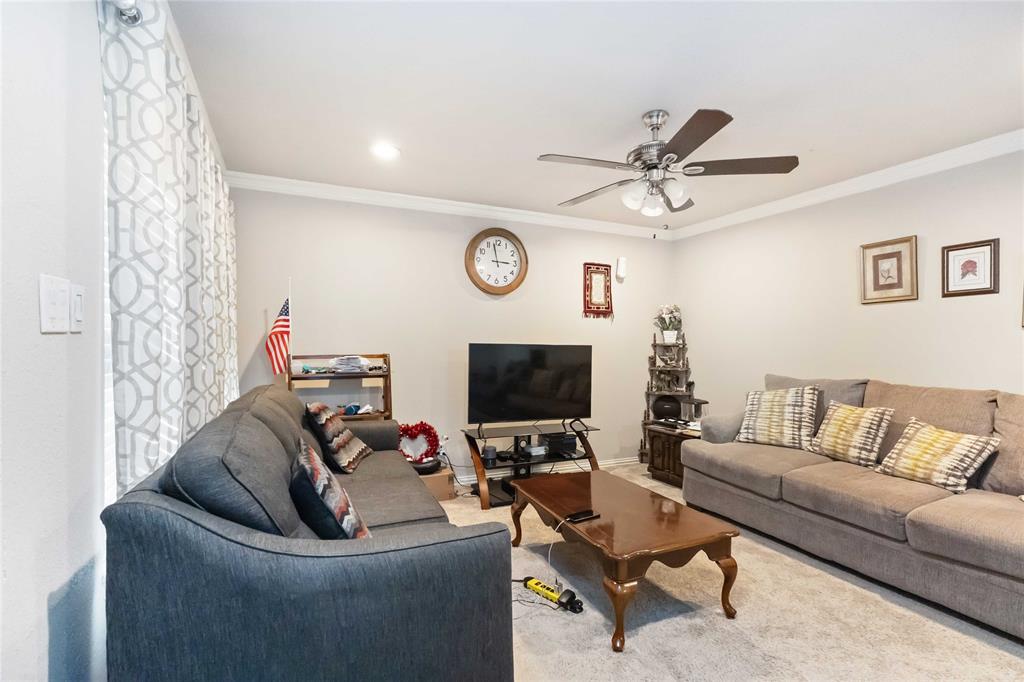 617 Towne House Lane