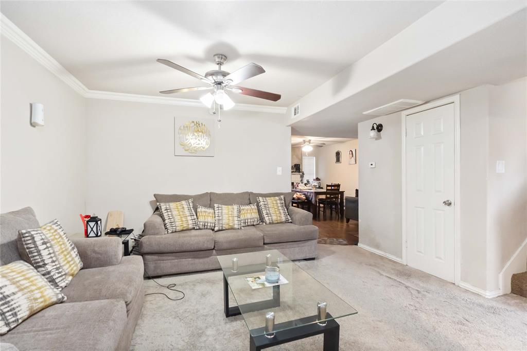 Woodhaven Twnhs Rev - Residential