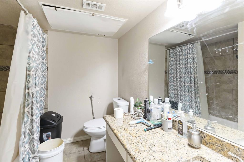 Woodhaven Twnhs Rev - Residential