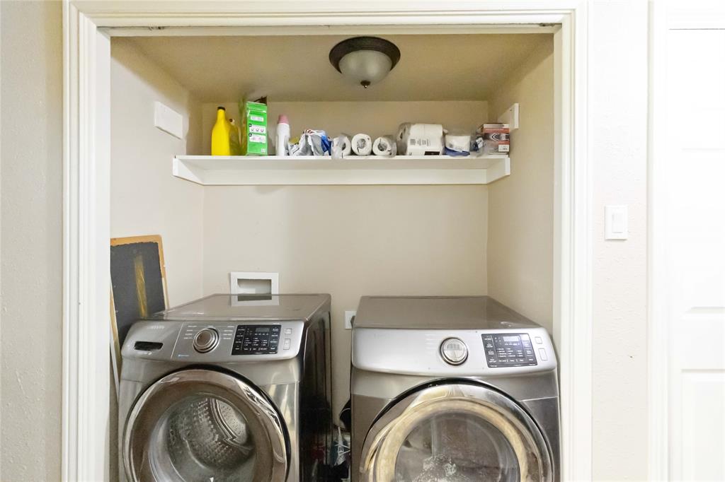 Woodhaven Twnhs Rev - Residential