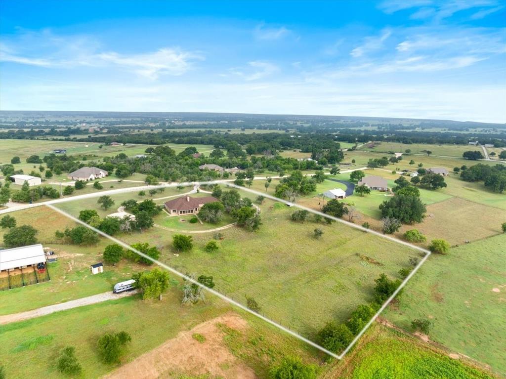 719 Private Road 897