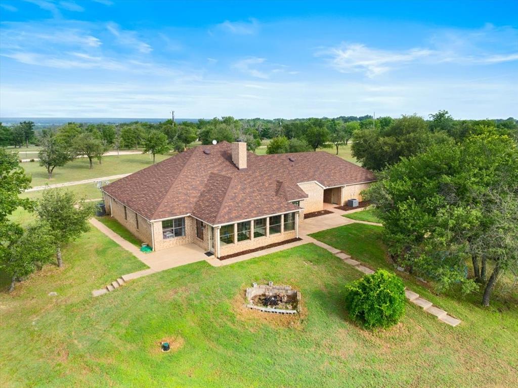 719 Private Road 897
