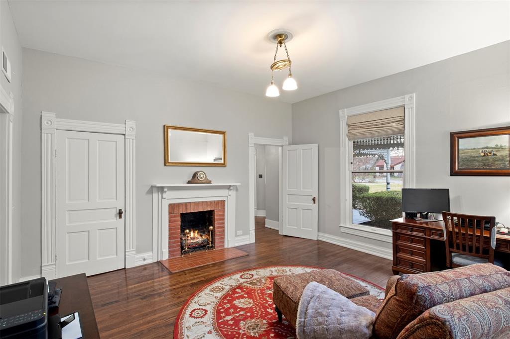 Original Town Of Lancaster - Residential