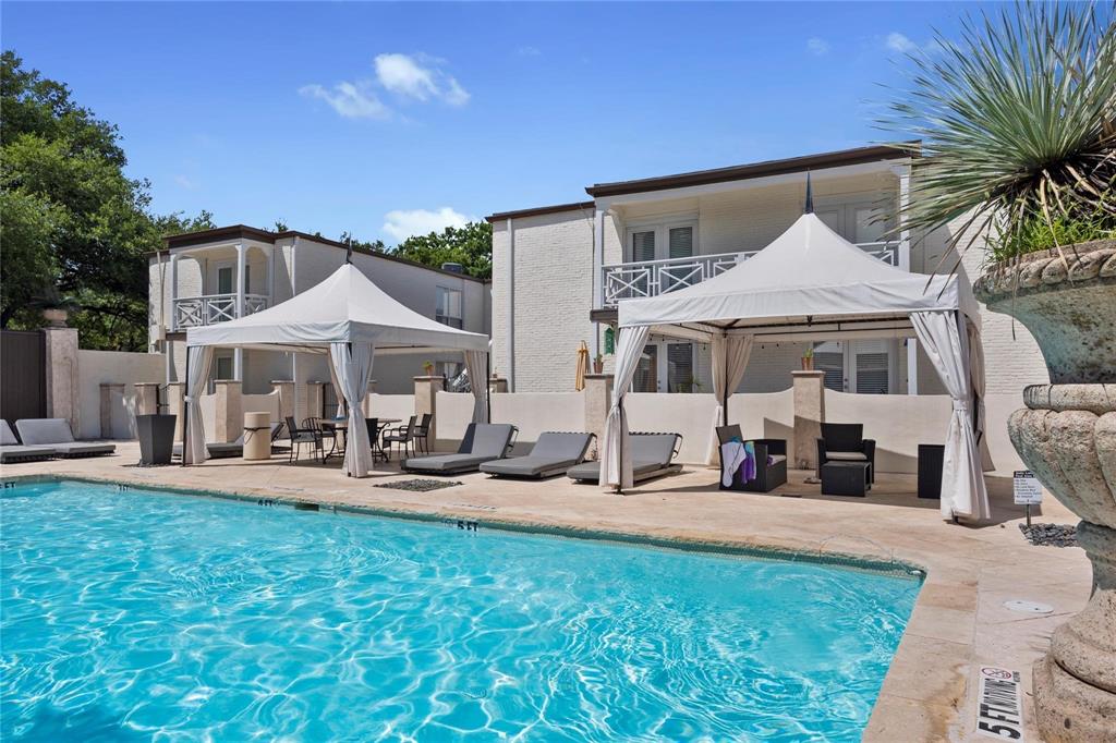 Bella Gardens Condos - Residential