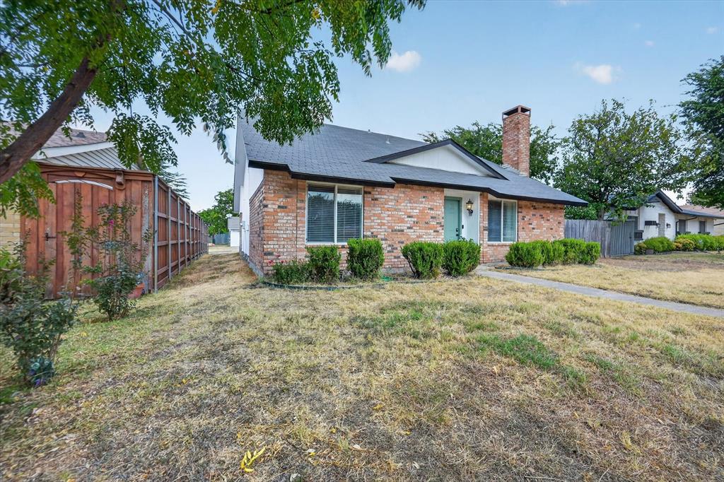 Photo of 2817 Royalty Drive, Garland, TX 75044 (MLS # 21382970)