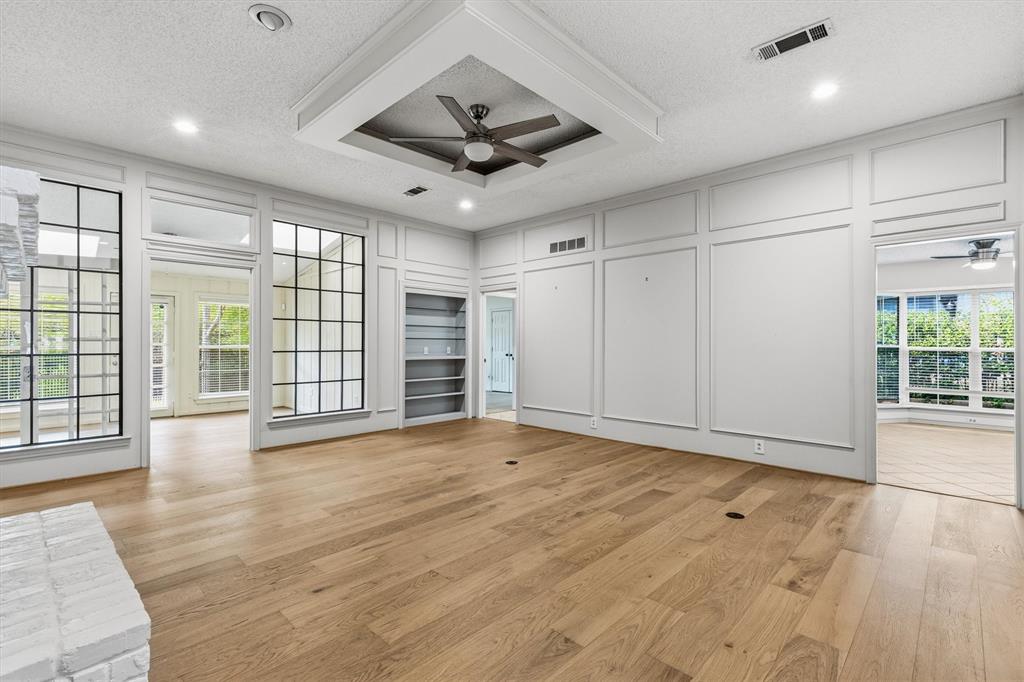 6737 Lake Shore Drive