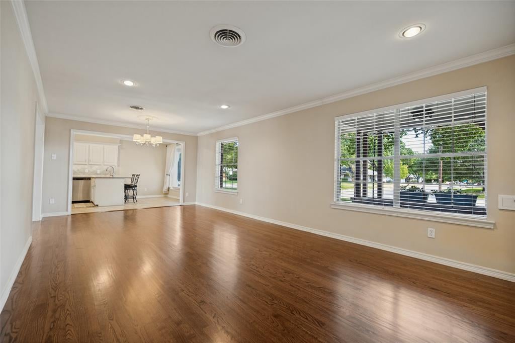 9941 Chippendale Drive
