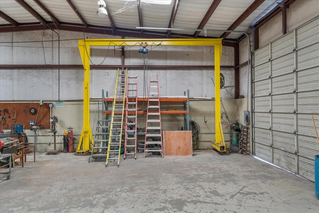 Corsicana - Commercial Sale