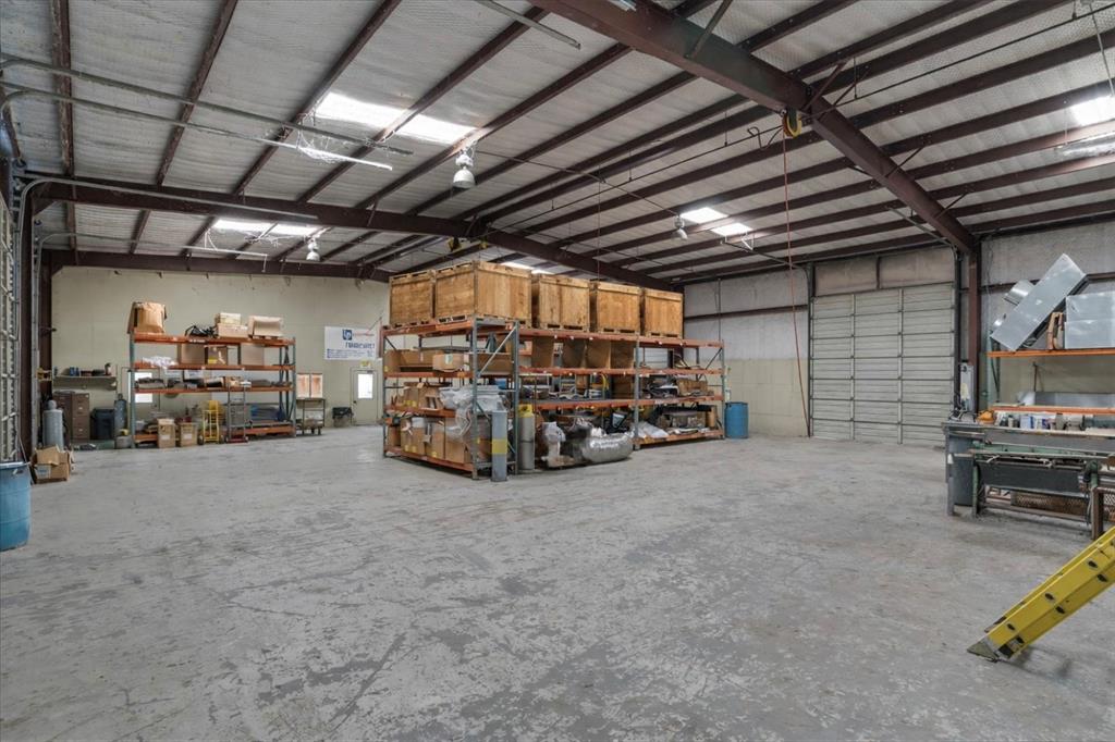 Corsicana - Commercial Sale