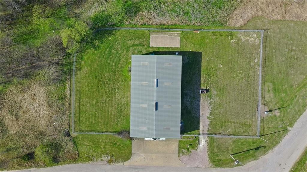 Corsicana - Commercial Sale